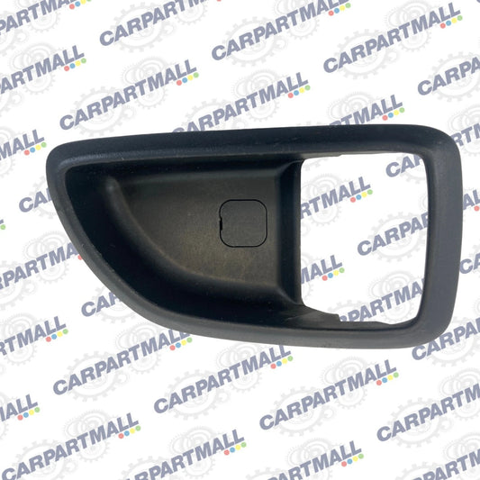 10-13 KIA SOUL REAR RIGHT SIDE INNER DOOR HANDLE COVER BEZEL TRIM 82611-2K100