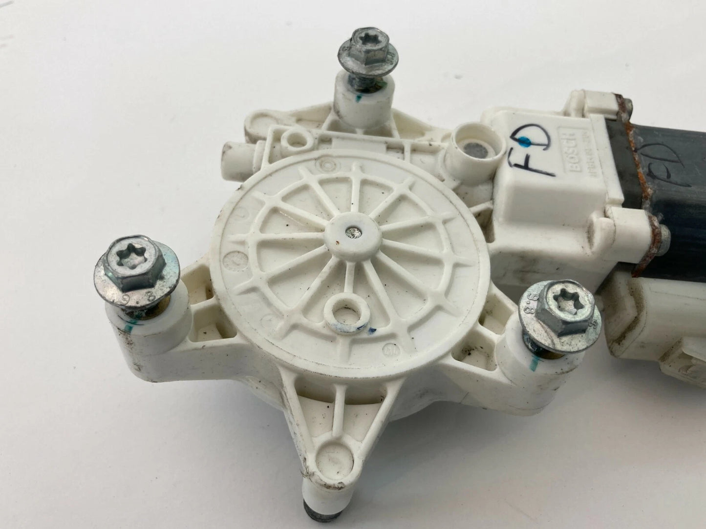 2006-2013 CHEVROLET IMPALA FRONT LEFT DRIVER SIDE WINDOW MOTOR FR LH 0130822260