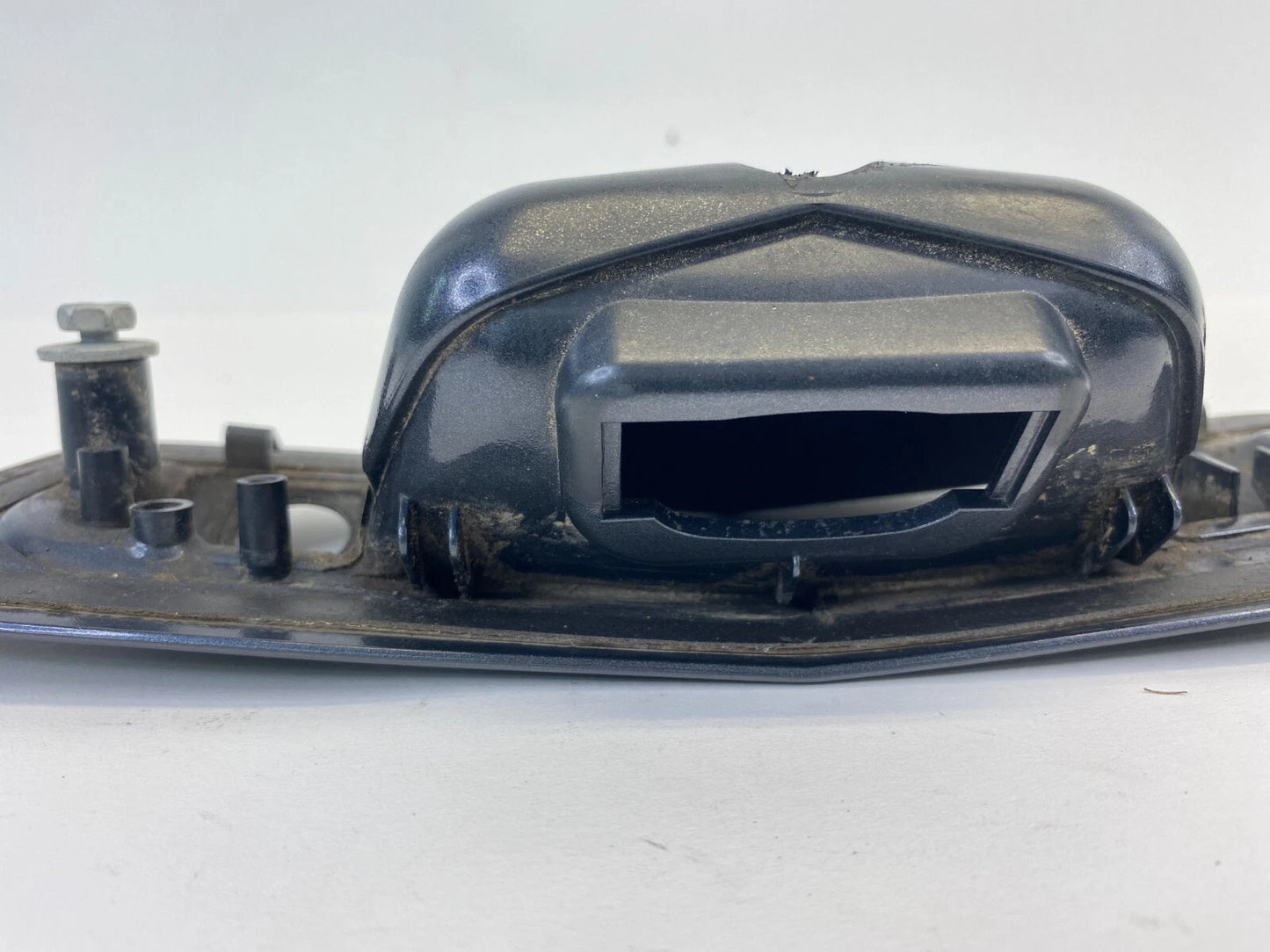 09-12 CHEVY TRAVERSE REAR HATCH TRUNK LIFTGATE EXTERIOR OUTSIDE HANDLE 22738730