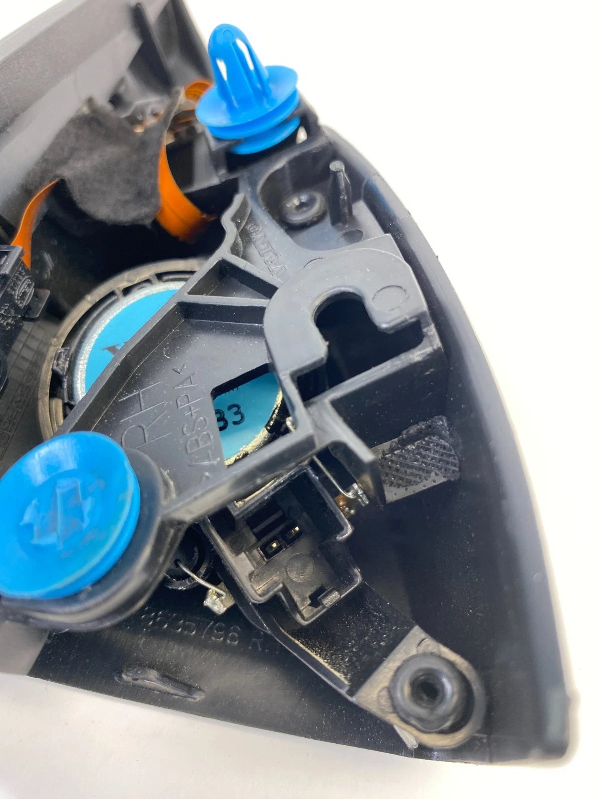 2011-2013 VOLVO S60 FRONT RIGHT DOOR BLIS TWEETER SPEAKER COVER 8635796 OEM