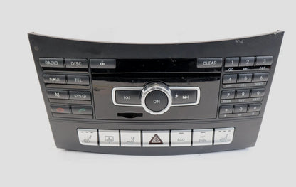 14 15 MERCEDES-BENZ E350 RADIO NAVIGATION HEAD UNIT CD PLAYER A2129006723 OEM