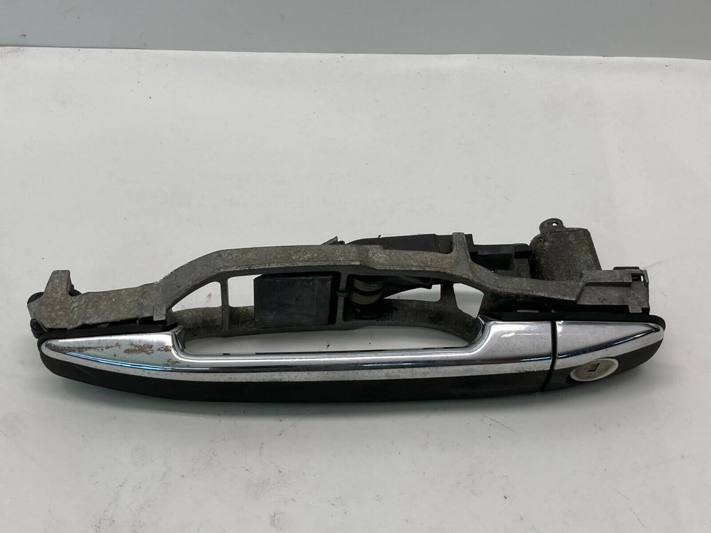 94-97 Mercedes-Benz C 280 C 220 Front Right Side Exterior Door Handle Assembly