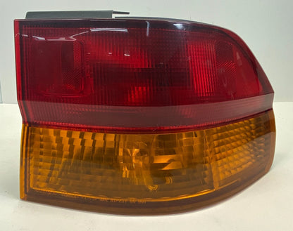2002 2003 2004 HONDA ODYSSEY RIGHT PASSENGER OUTER TAIL LIGHT LAMP TAILLIGHT
