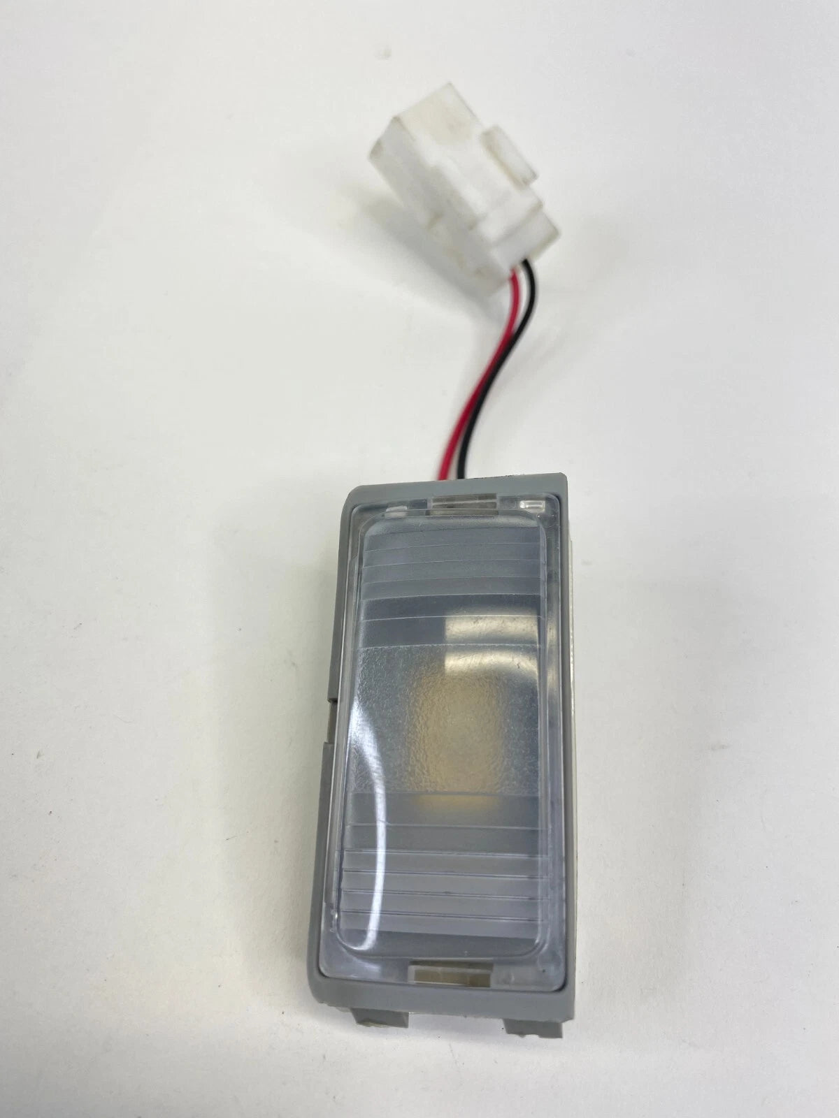 2008-2016 CHRYSLER TOWN & COUNTRY OVERHEAD CONSOLE AUXILLARY LIGHT LAMP OEM
