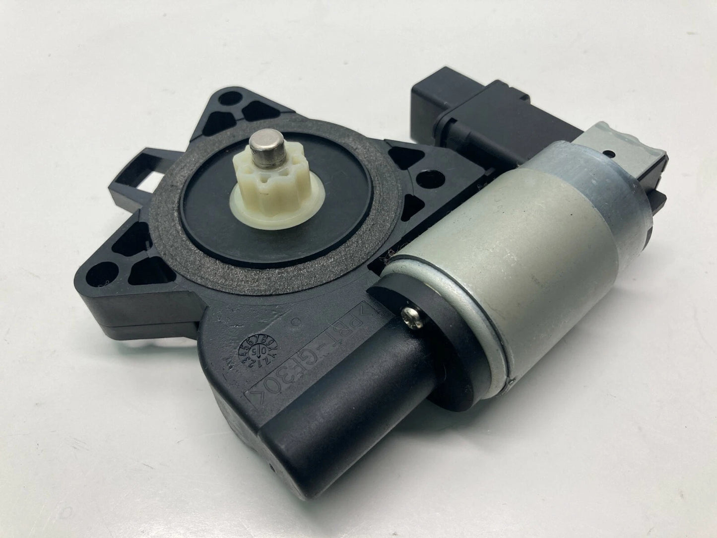 2003-2008 MAZDA 6 2004-2009 MAZDA 3 FRONT RIGHT POWER WINDOW MOTOR GJ6A5858X OEM