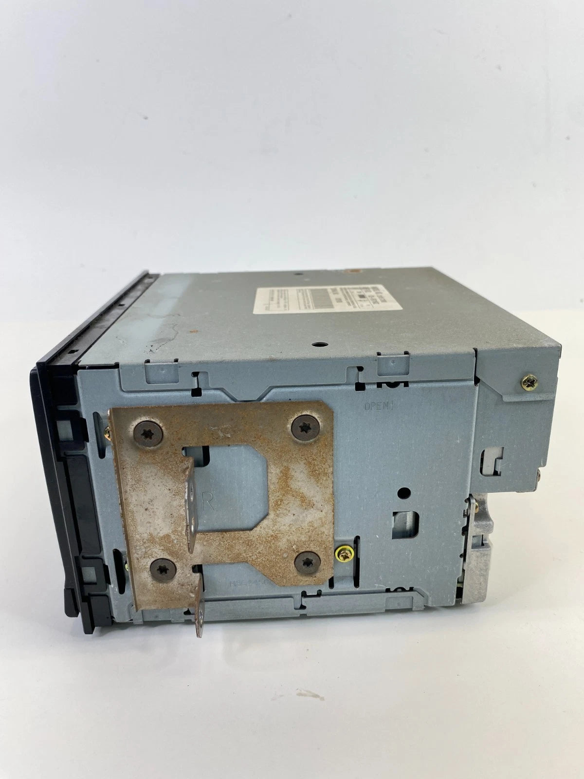 03 04 Nissan Xterra SE Radio Stereo 6 Disc CD Player Receiver 28185-7Z900 OEM