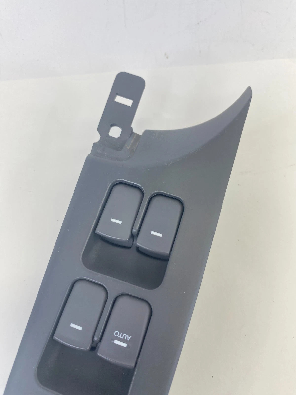 2011-2014 Hyundai Sonata Left Side Master Power Window & Lock Switch w/ Bezel