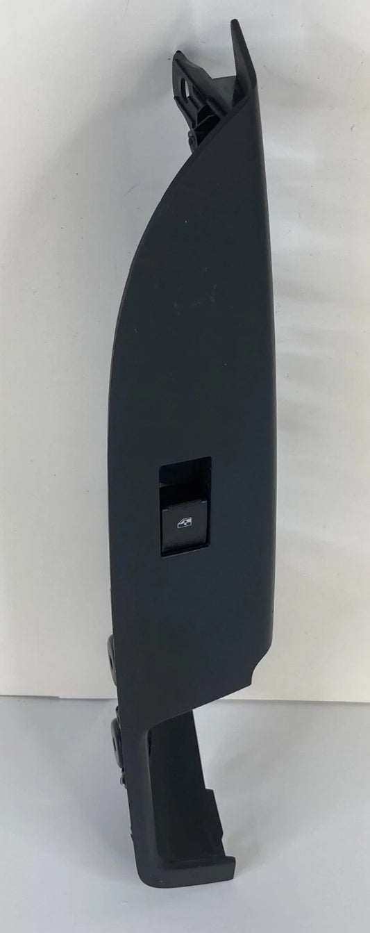 12-15 CHEVROLET CAPTIVA SPORT REAR LEFT POWER WINDOW SWITCH BEZEL OEM 201004046