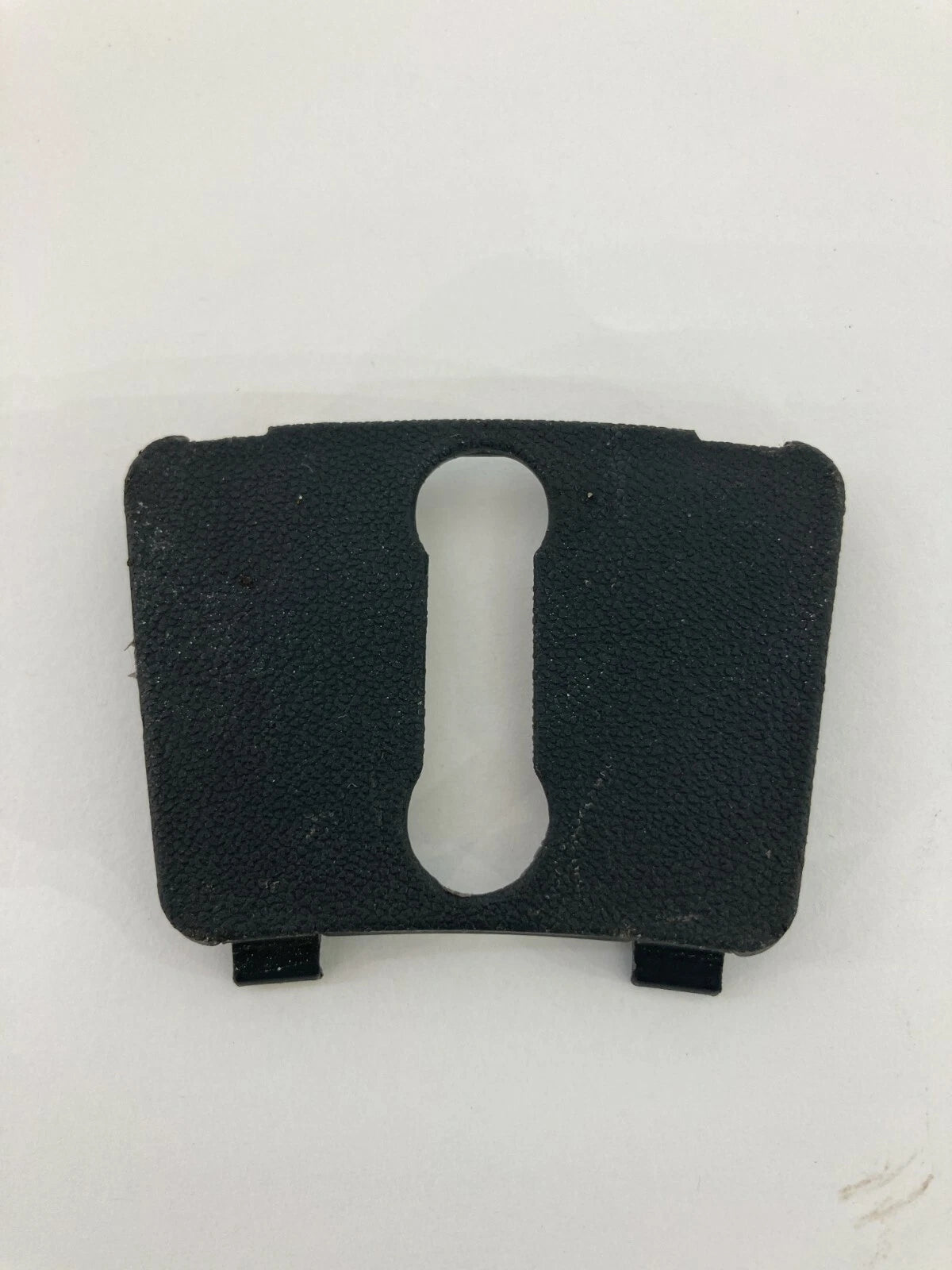 2007 07 HYUNDAI ACCENT HATCHBACK COVER TRIM BEZEL CAP 85775-1E100 OEM