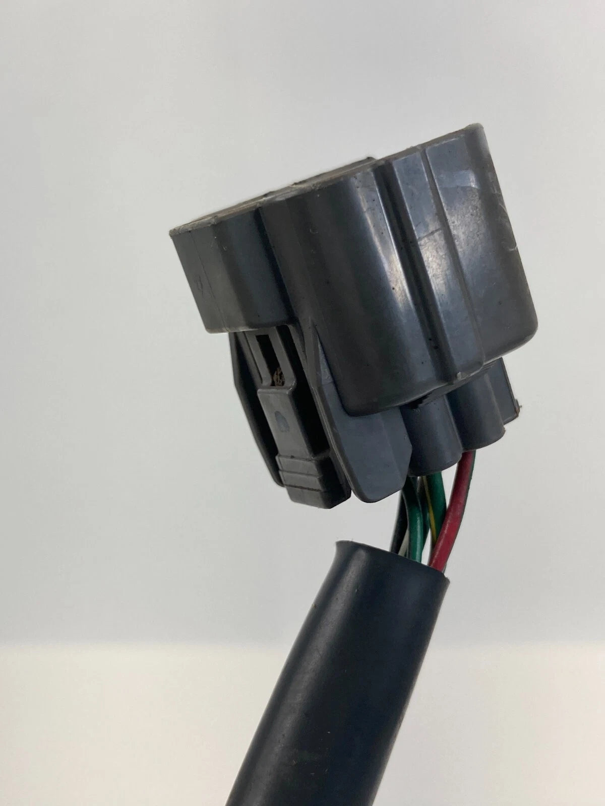 1997-2001 HONDA CR-V RIGHT TAILLIGHT SOCKET WIRE WIRING HARNESS CONNECTOR RR RH
