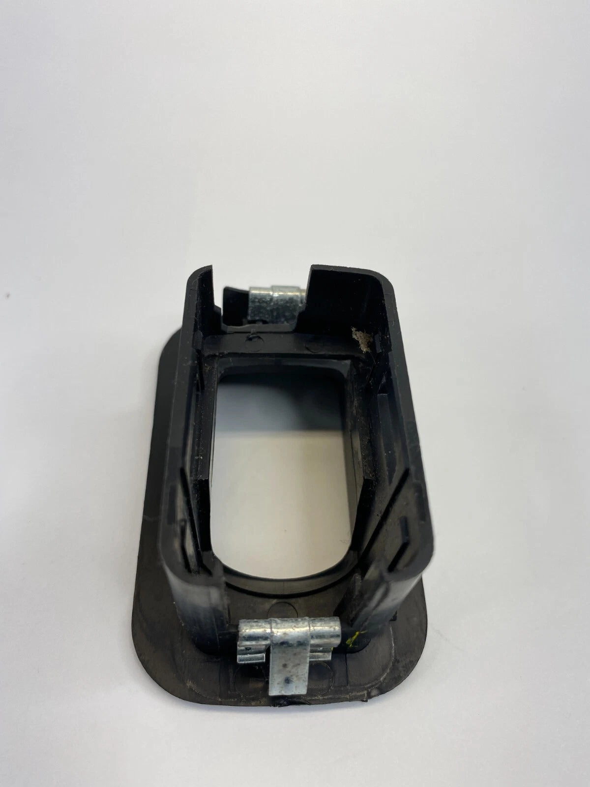 05-10 PONTIAC G6 FRONT RIGHT SIDE DOOR WINDOW SWITCH COVER TRIM BEZEL OEM