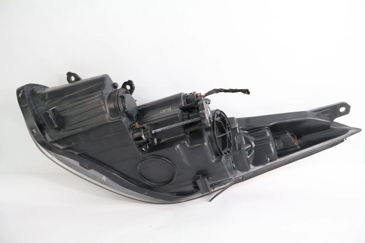 2014-2016 HYUNDAI ELANTRA SEDAN RIGHT PASSENGER HEADLIGHT HEADLAMP HALOGEN