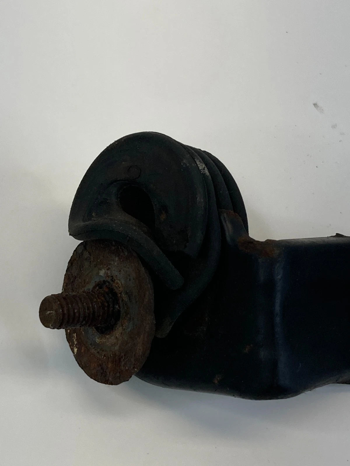 06 07 08 09 10 11 Honda Civic Condenser Support Bracket Assembly OEM