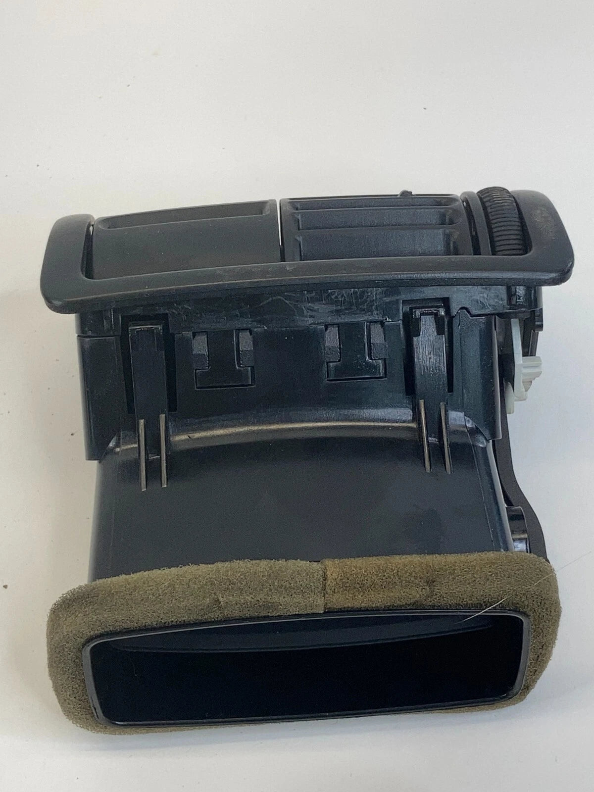 2003-2011 SAAB 9-3 CENTER CONSOLE REAR A/C AIR VENT OUTLET GRILLE OEM 12789734