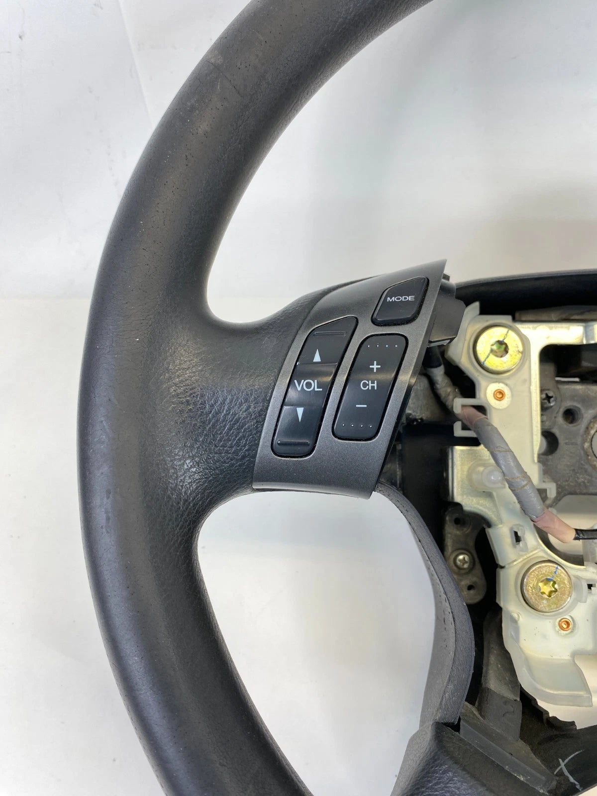 2005-2010 HONDA ODYSSEY STEERING WHEEL W/CRUISE & AUIDO CONTROL SWITCH OEM