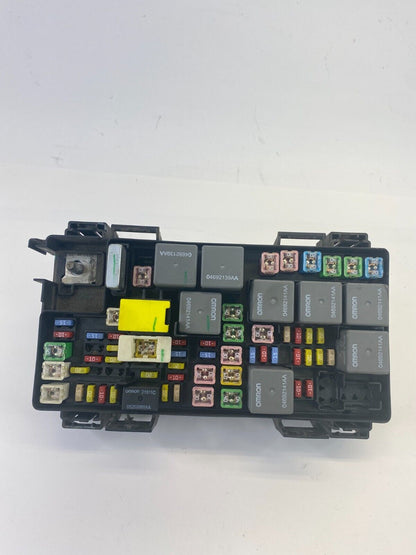 09 10 Volkswagen Routan 4.0L Integrated Power Engine Relay Fuse Box 04692302AB