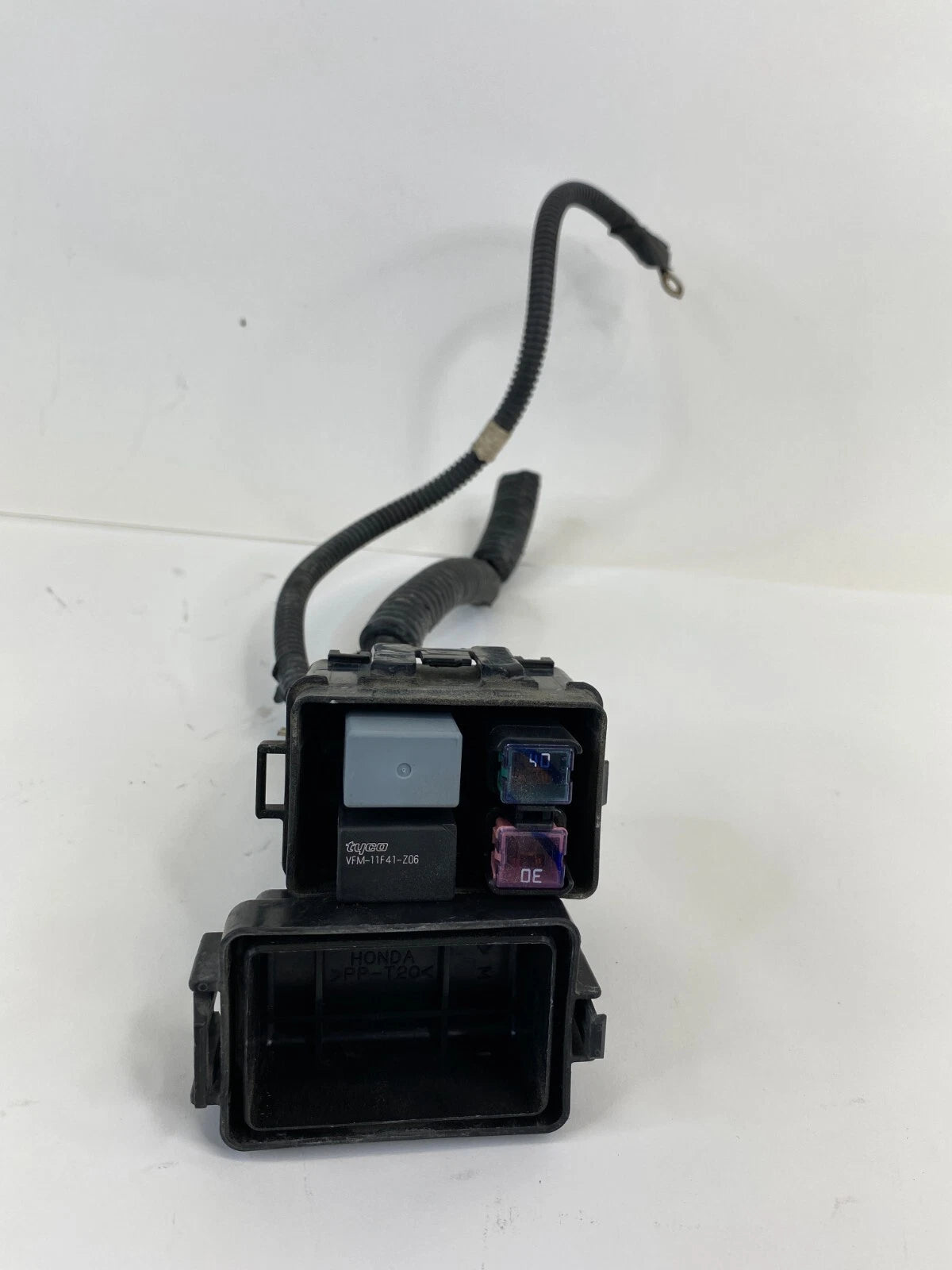 99-04 HONDA ODYSSEY 3.5L V6 AT SMALL ENGINE FUSE RELAY BOX VFM-11F41-Z06 OEM