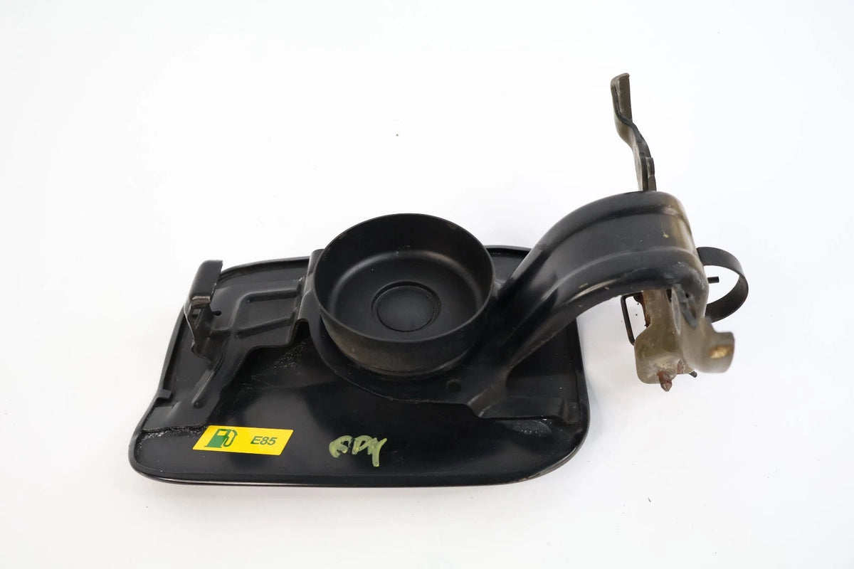 2011-2023 CHRYSLER 300 SEDAN FUEL FILLER DOOR GAS TANK CAP COVER LID OEM