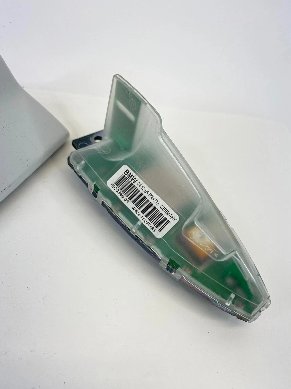 2006 BMW 330XI SHARK FIN ROOF MOUNT ANTENNA ASSEMBLY 692934804 OEM