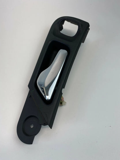 2006 2007 MERCEDES-BENZ C280 INNER DOOR HANDLE REAR LEFT BLACK SILVER A3184 OEM