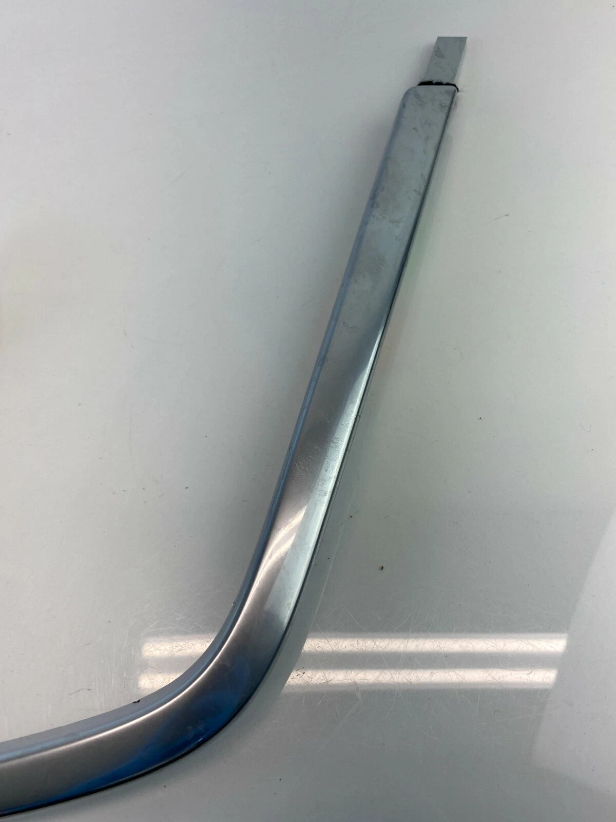 2011-2018 VOLVO S60 REAR RIGHT SIDE DOOR HANDLE TRIM MOLDING ASSEMBLY 8635882