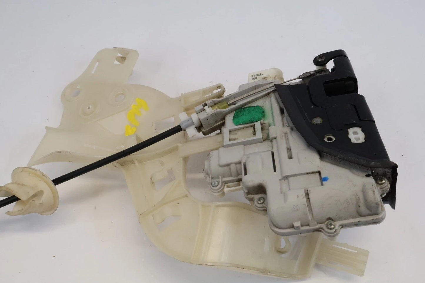 2011-2017 VOLKSWAGEN TOUAREG REAR LEFT BACK DOOR LOCK LATCH RELEASE OEM