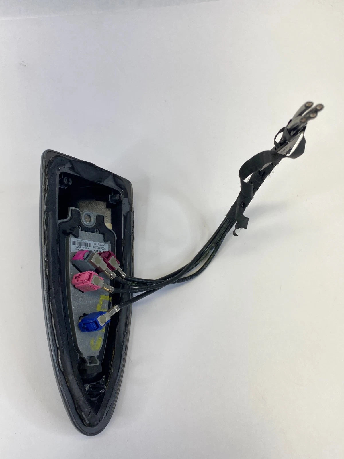 2011-2017 BMW X3 ROOF SHARK FIN RADIO ANTENNA BASE 9209431-01 OEM