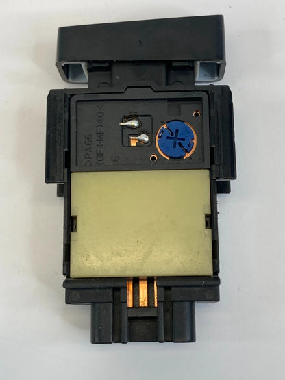 2003-2008 TOYOTA COROLLA REAR WINDSHIELD DEFROSTER CONTROL SWITCH 15A410 OEM