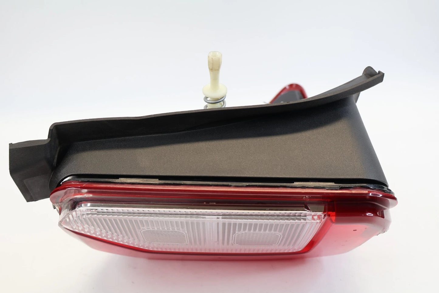2020-2024 FORD EXPLORER REAR RIGHT RH SIDE OUTER TAIL LIGHT HALOGEN LAMP OEM