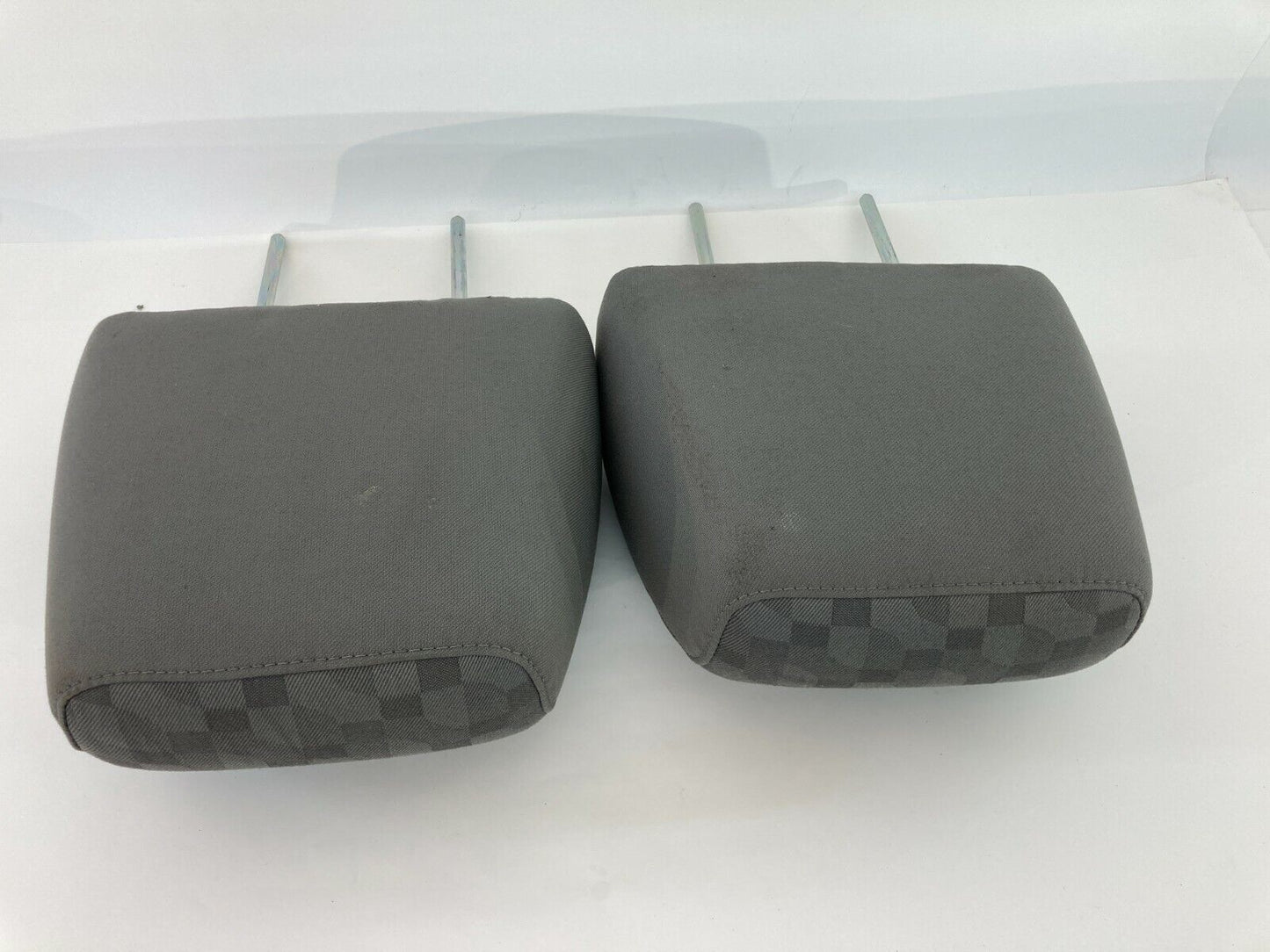 2008 2009 Chevrolet Equinox Front Seat Headrest Left Right Head Rest Set RH LH