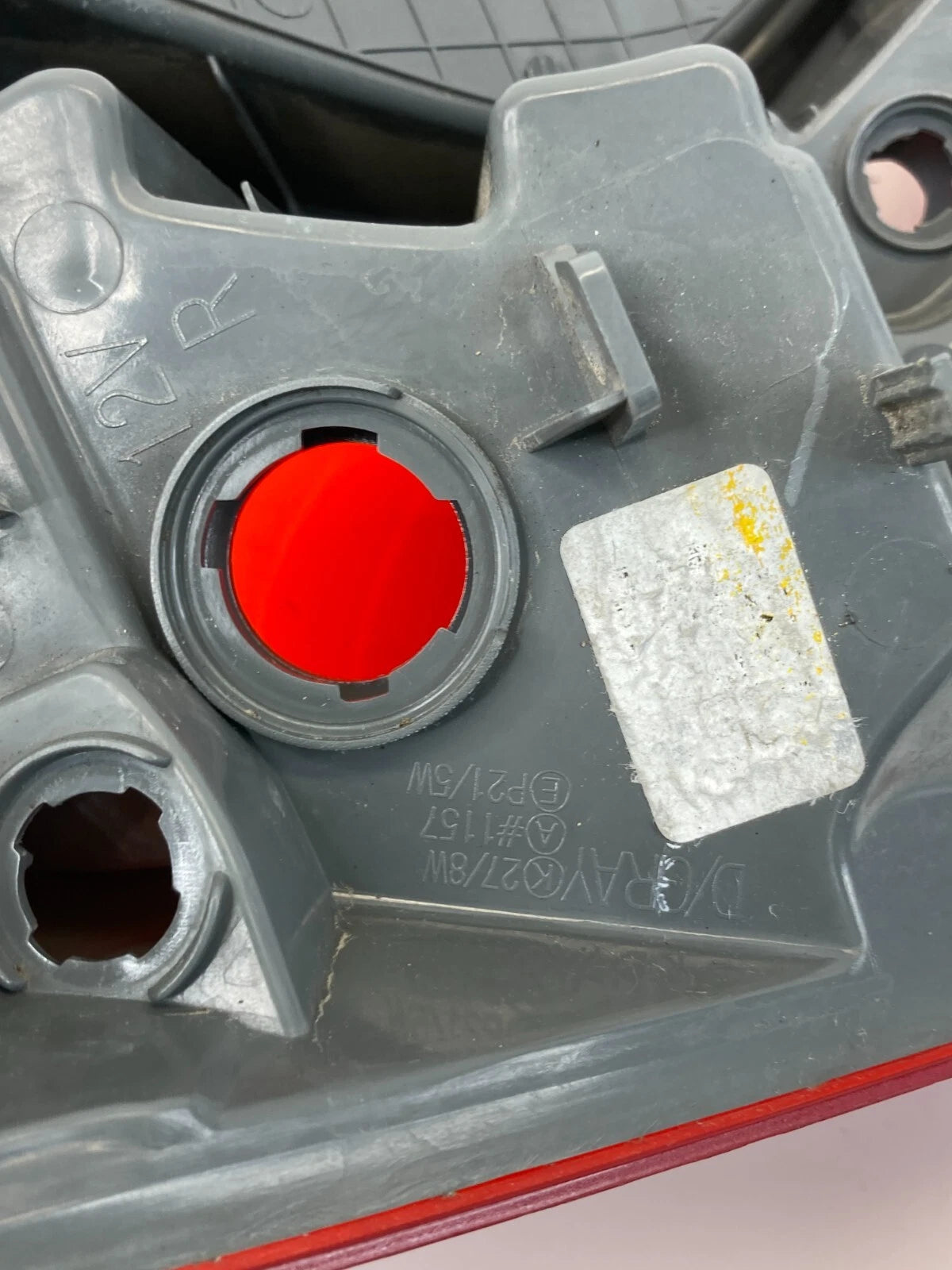 12-17 HYUNDAI ACCENT HATCHBACK RIGHT REAR TAIL LIGHT LAMP ASSEMBLY 92402-1R2 OEM