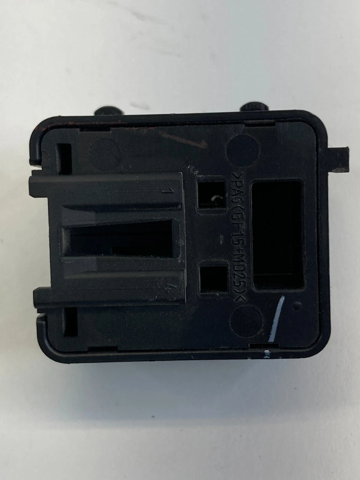 2008-2016 CHRYSLER TOWN & COUNTRY POWER LIFTGATE CONTROL RELEASE SWITCH OEM
