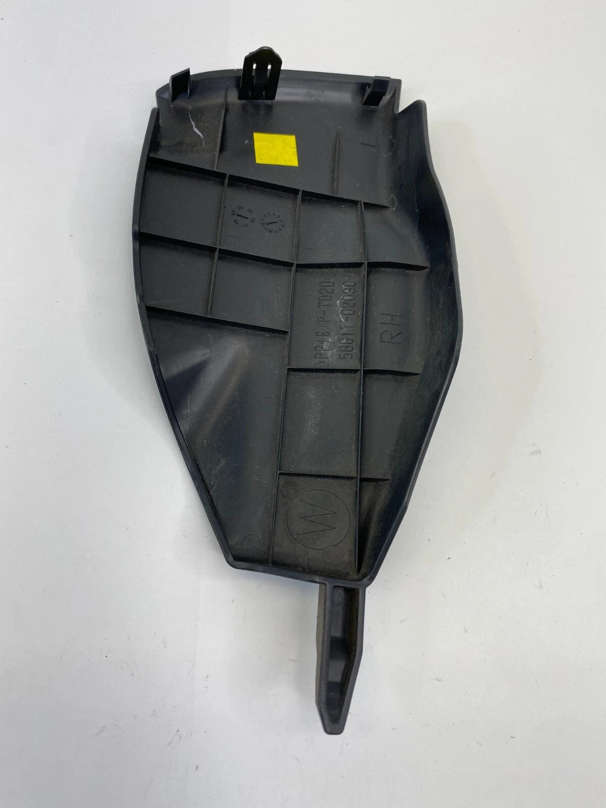 2009-2013 TOYOTA MATRIX HATCHBACK INSERT TRIM RIGHT CONSOLE BOX 58817-02090 OEM