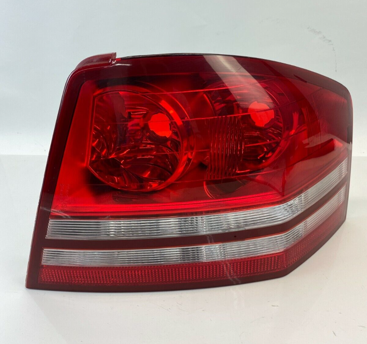 08 09 10 Dodge Avenger Sedan Rear Right Passenger Side Tail Light Taillight OEM