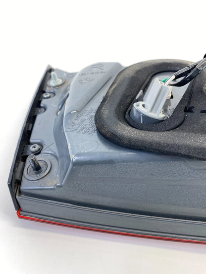 2007-2011 LEXUS GS350 REAR RIGHT SIDE TRUNK LID INNER TAILLIGHT TAIL LAMP OEM