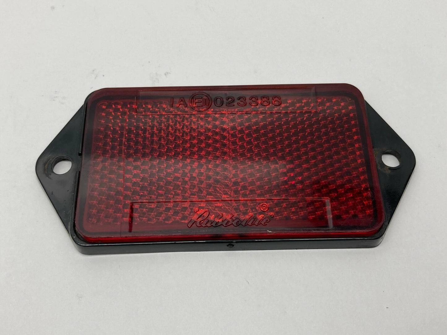 94 95 96 97 98 99 LAND ROVER DISCOVERY REAR GATE REFLECTOR E11023388 OEM