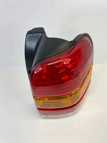 2001-2007 FORD ESCAPE PASSENGER RIGHT SIDE REAR TAILLIGHT LAMP 4L84-13B504-D OEM