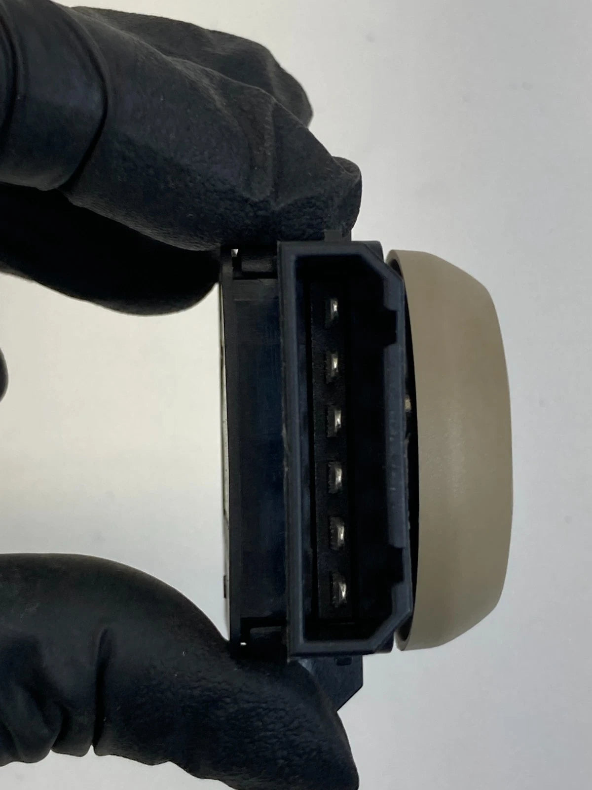 2005-2008 AUDI A4 QUATTRO PASSENGER RIGHT SIDE LUMBAR SUPPORT SWITCH OEM