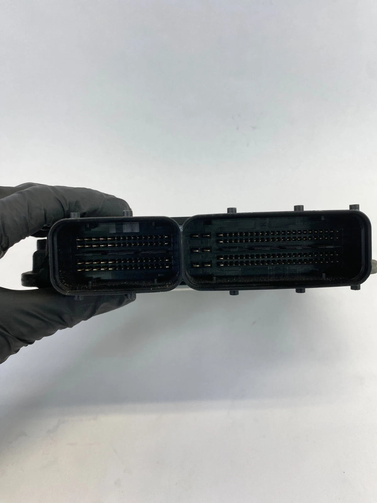 2009-2017 VOLKSWAGEN CC 2.0L TURBO ENGINE CONTROL MODULE COMPUTER OEM 06J907309B
