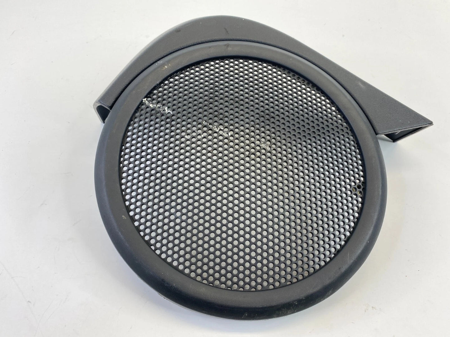 08-17 JEEP PATRIOT REAR RIGHT SIDE DOOR PANEL SPEAKER COVER GRILLE 1AW74TRMAA