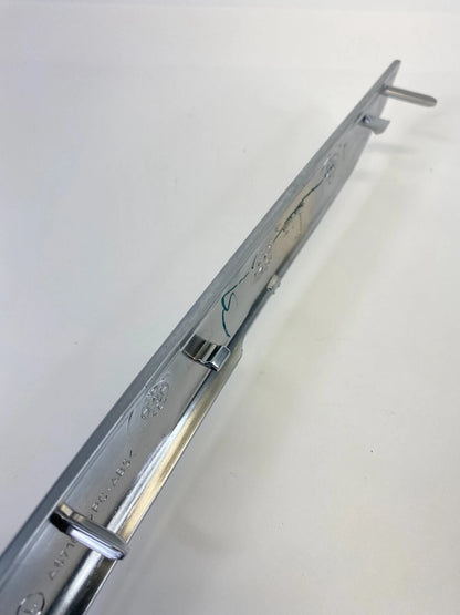 2006-2011 MERCEDES-BENZ ML350 REAR RIGHT SIDE DOOR PANEL COVER TRIM 1647300822