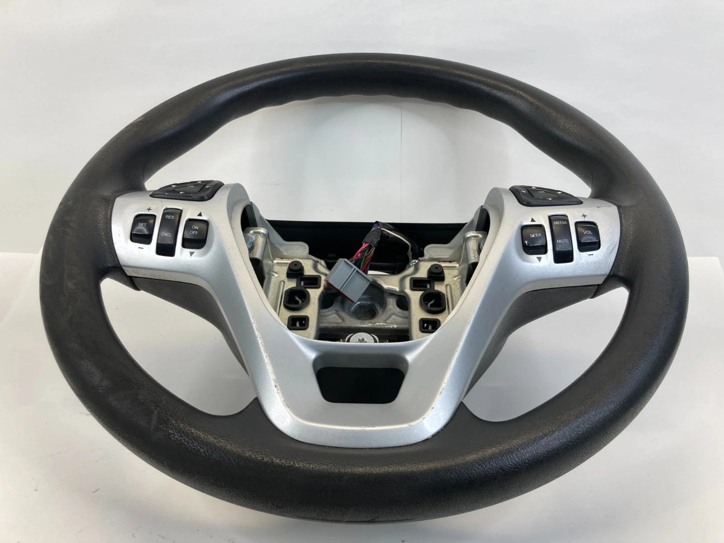 2013-2019 FORD TAURUS INTERCEPTOR STEERING WHEEL W/ CRUISE CONTROL SWITCH OEM