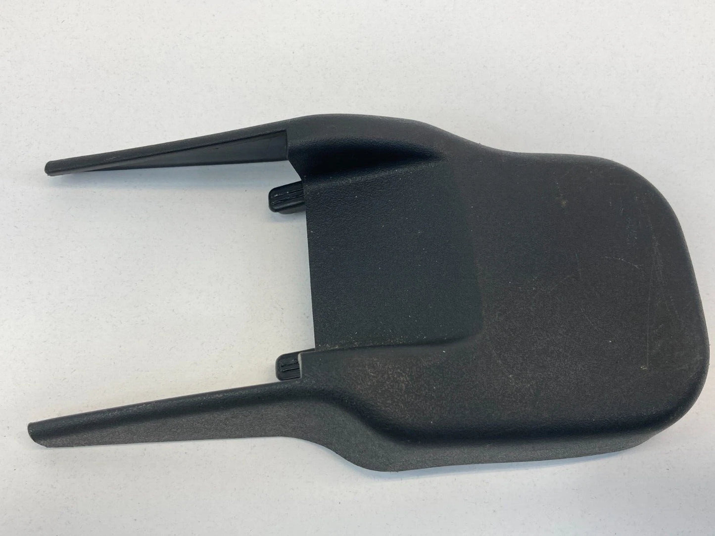 2008-2013 INFINITI G37 FRONT RIGHT OUTER SEAT TRACK COVER TRIM 87507-JK010 OEM