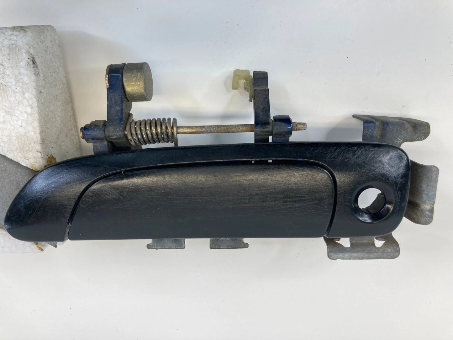 2001-2005 HONDA CIVIC SEDAN FRONT LEFT DRIVER SIDE EXTERIOR DOOR HANDLE OEM