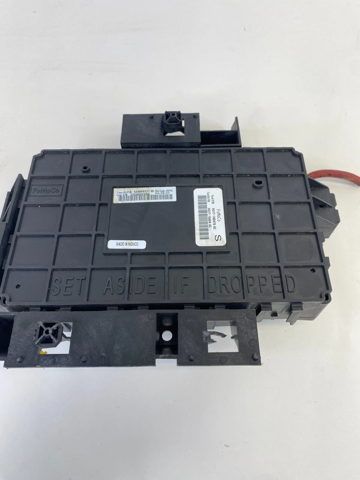 2014-2019 Ford Police Interceptor Sedan Interior Cabin Fuse Box Relay Dash Block