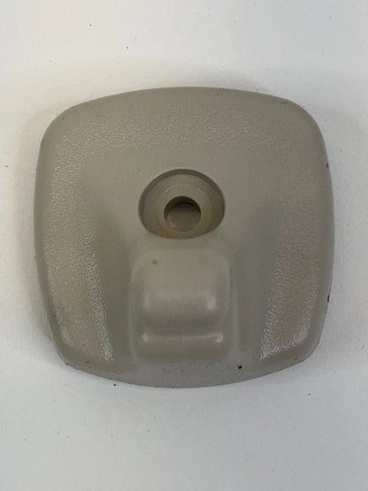 06-08 MITSUBISHI ENDEAVOR FRONT SUNVISOR HOLDER SUPPORT RETAINER CLIP 828226