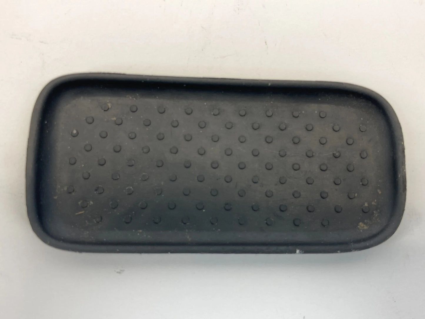 2002-2006 TOYOTA CAMRY FRONT RIGHT DOOR ARMREST MAT LINER INSERT 74243-AA010 OEM