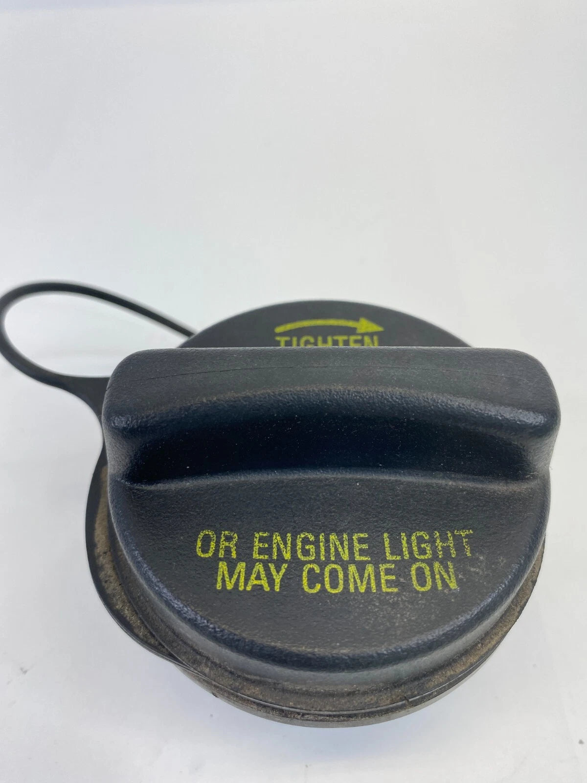 1998 1999 2000 2001 2002 LINCOLN TOWN CAR FUEL FILLER TANK GAS LID COVER CAP OEM