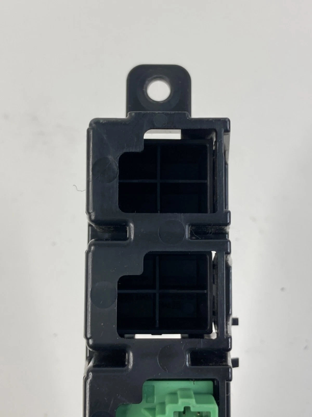 13-20 ALTIMA MAXIMA SENTRA FR LH DASH TRUNK TRACTION OFF CONTROL SWITCH W/BLANKS