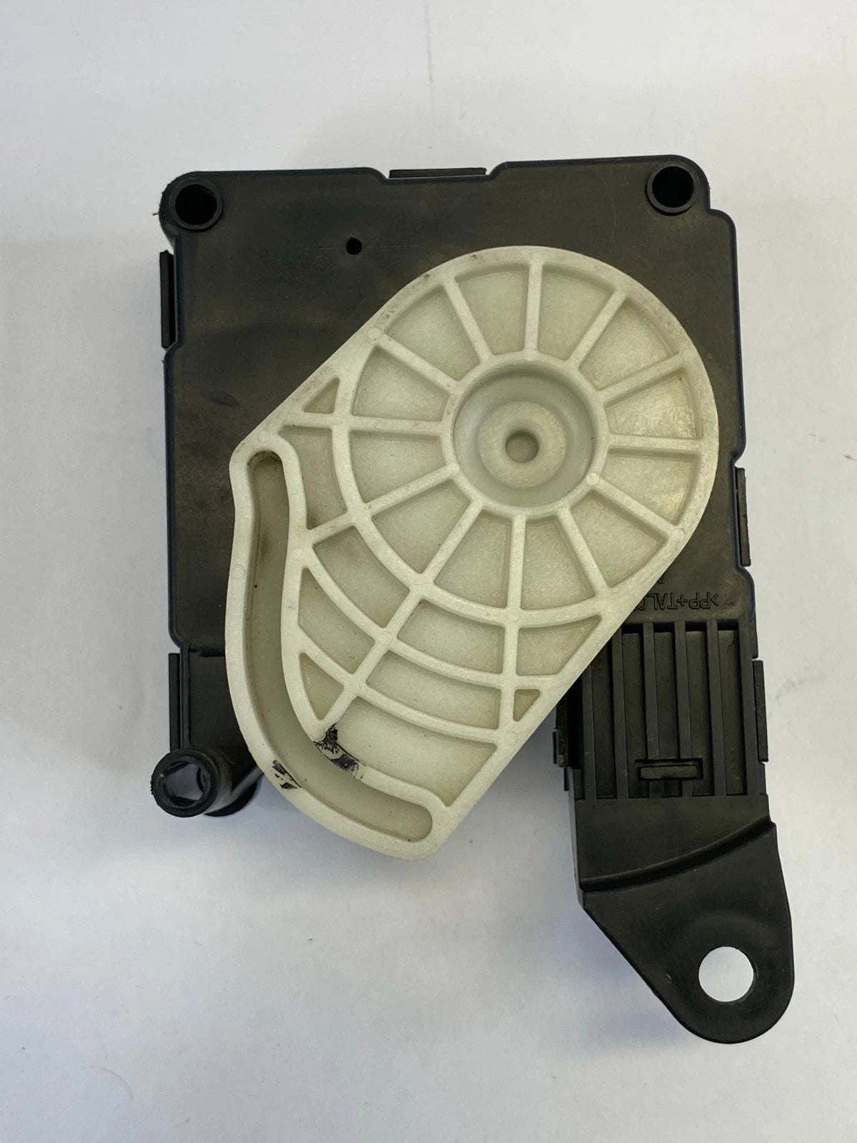 2002-2009 CHEVROLET TRAILBLAZER HVAC HEATER AIR BLEND DOOR ACTUATOR FLAP OEM